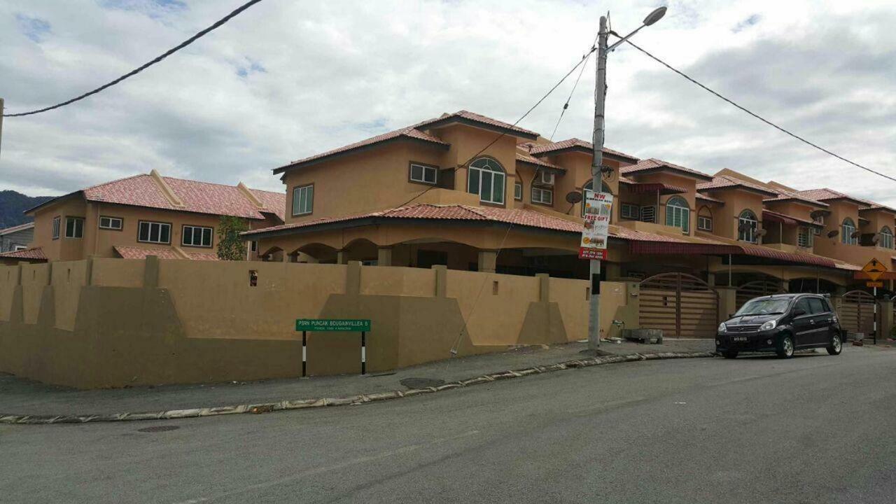 Homestay Al Musafirin Kuala Kangsar Exterior photo